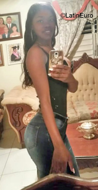 Date this delightful Dominican Republic girl Marisol from Santo Domingo DO36216