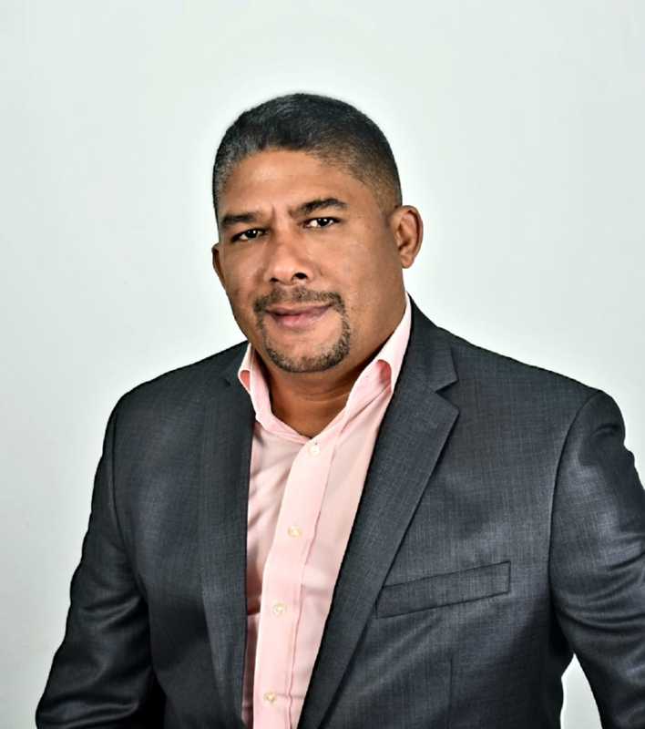 Date this nice looking Dominican Republic man Angel from Santo Domingo DO36219