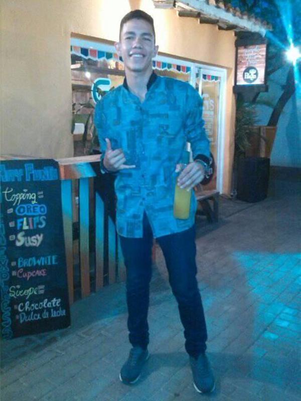 Date this fun Venezuela man Alexander from Barcelona VE2741