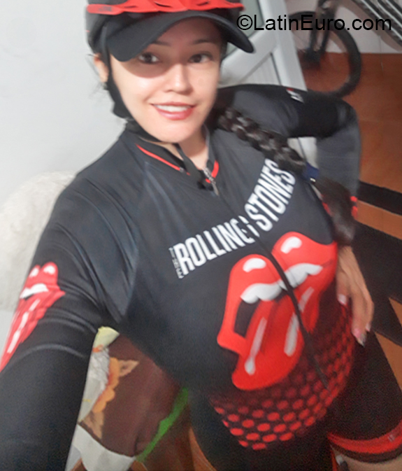 Date this sultry Colombia girl Sandra from Yopal CO26160