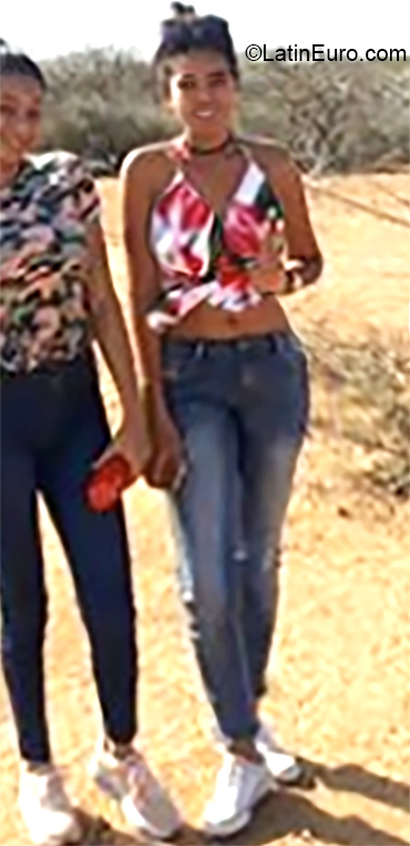 Date this georgeous Colombia girl Daniela from Valledupar CO26161