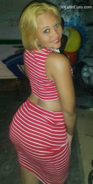 Date this hard body Dominican Republic girl Lisy from Santo Domingo DO36345
