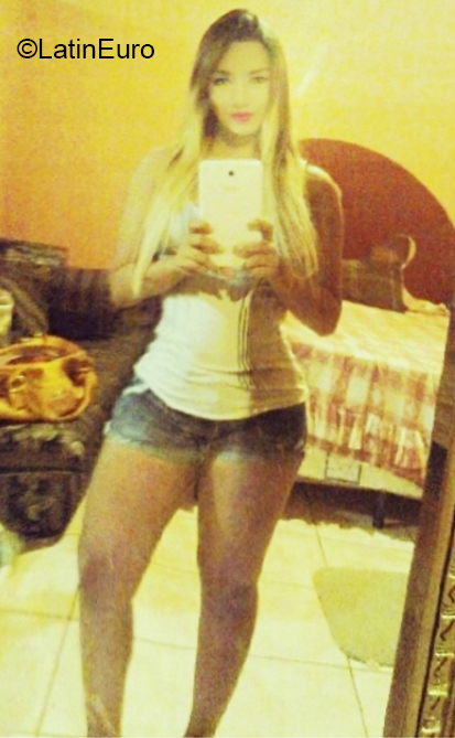 Date this delightful Spain girl Mabeline from Valencia ES476