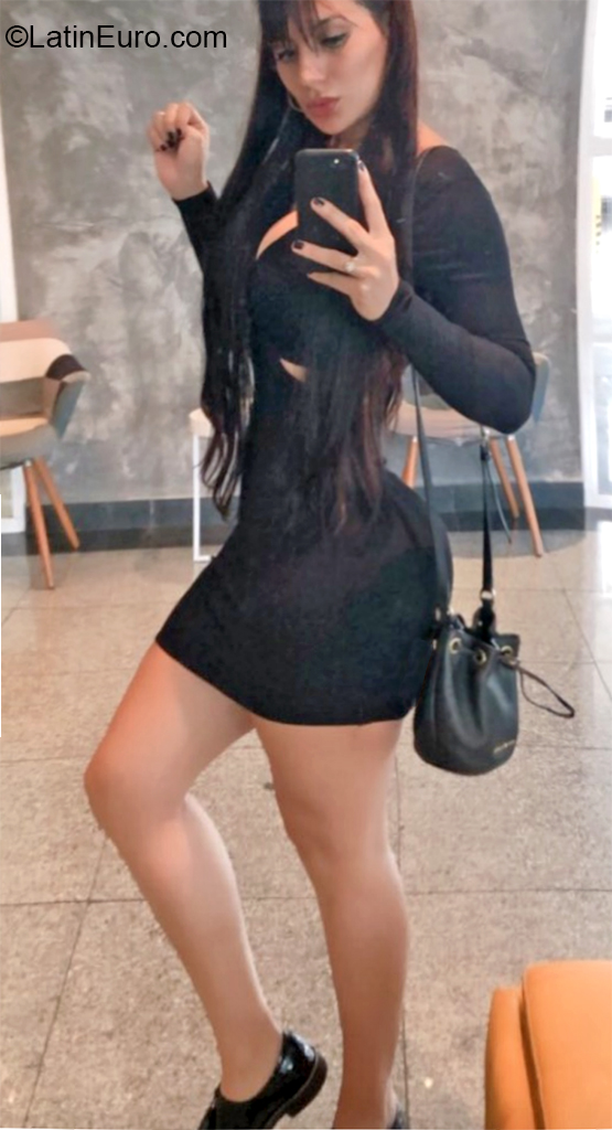 Date this georgeous Colombia girl Maria from Panama City CO26208