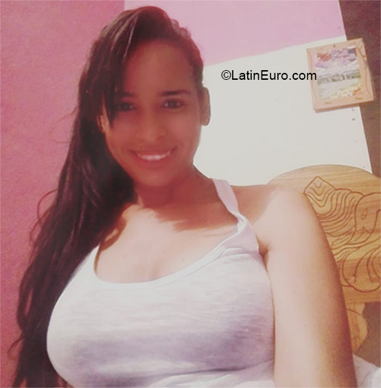 Date this gorgeous Venezuela girl Maria from Puerto Ordaz VE2798