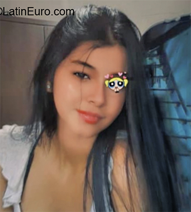 Date this pretty Colombia girl Juliana from Medellin CO26311