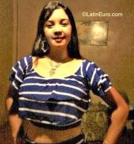 Date this voluptuous Venezuela girl Mary from Trujillo VE2816