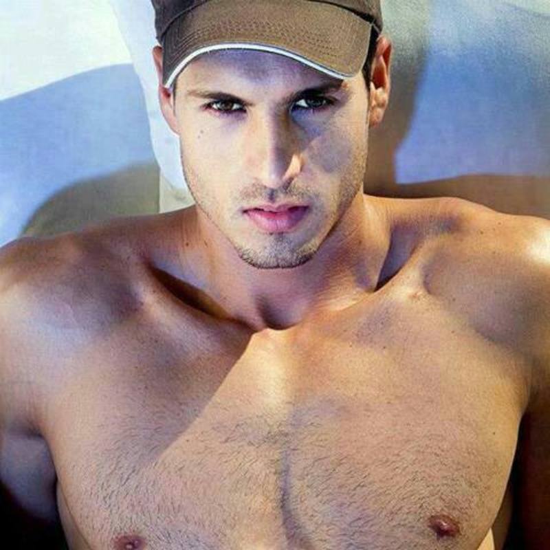 Date this sultry Colombia man Sebas from Medellin CO29549