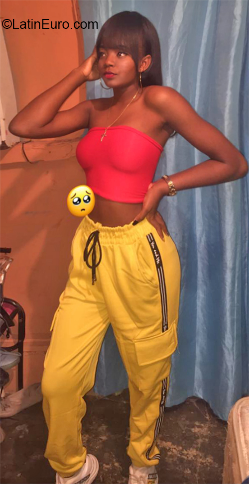Date this attractive Dominican Republic girl Elizabeth from San Francisco De Macori DO36803