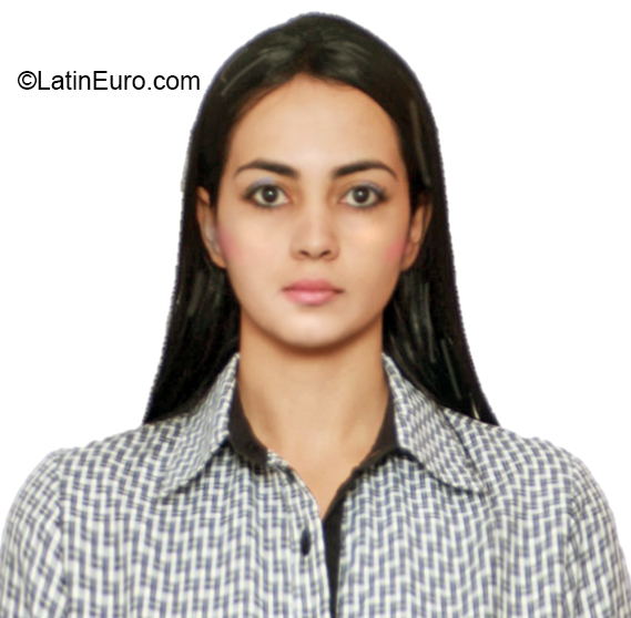 Date this sultry Venezuela girl Carolina from Trujillo VE2846