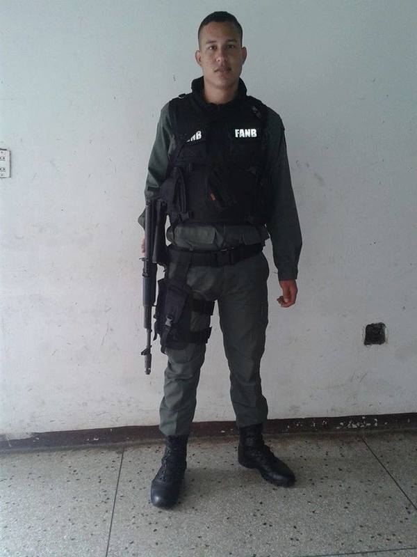 Date this pretty Venezuela man Cristopher from Barinas VE2850