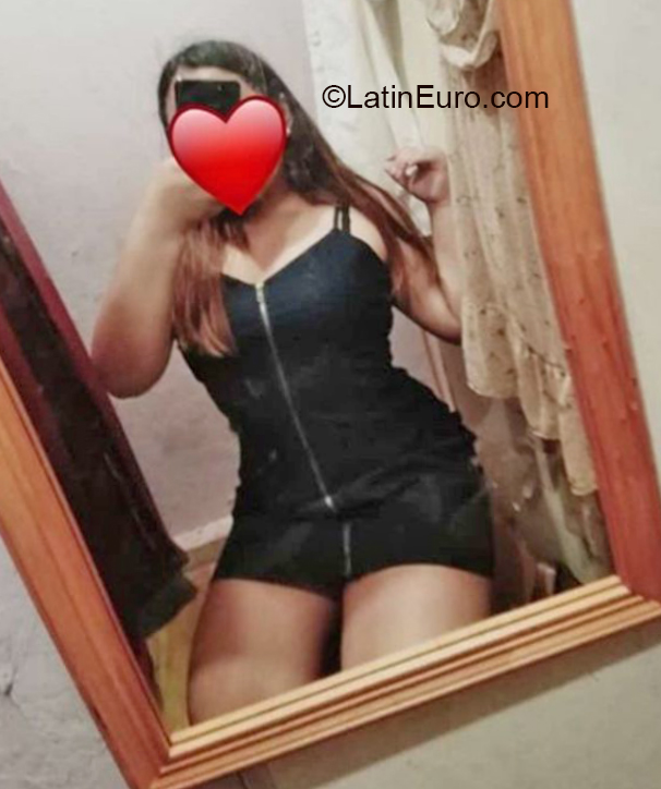 Date this athletic Chile girl Antonella from Quellon CL154