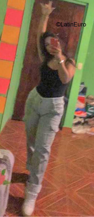 Date this charming Peru girl Ariana from Lima PE1469