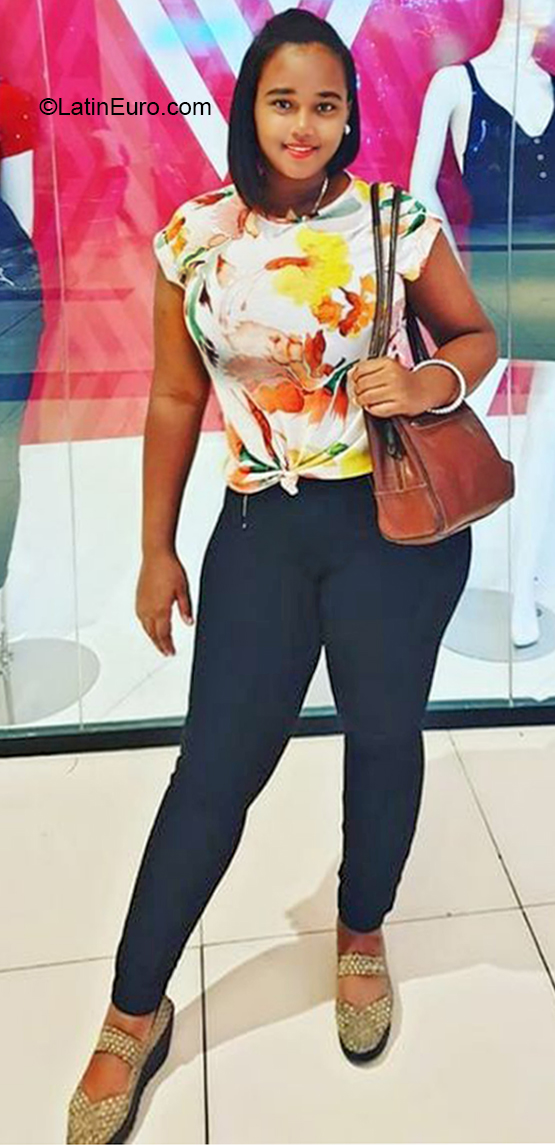 Date this cute Dominican Republic girl Jasmileidy from Barahona DO36932