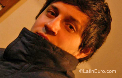 Date this funny Argentina man Maximiliano from Buenos Aires AR297