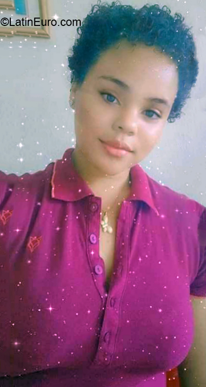 Date this fun Dominican Republic girl Mariela from Santo Domingo DO36970