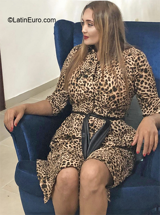 Date this nice looking Dominican Republic girl Ana from Nagua DO37092