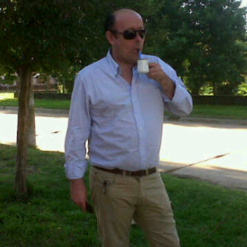 Date this happy Argentina man Adrian from Jujuy AR310