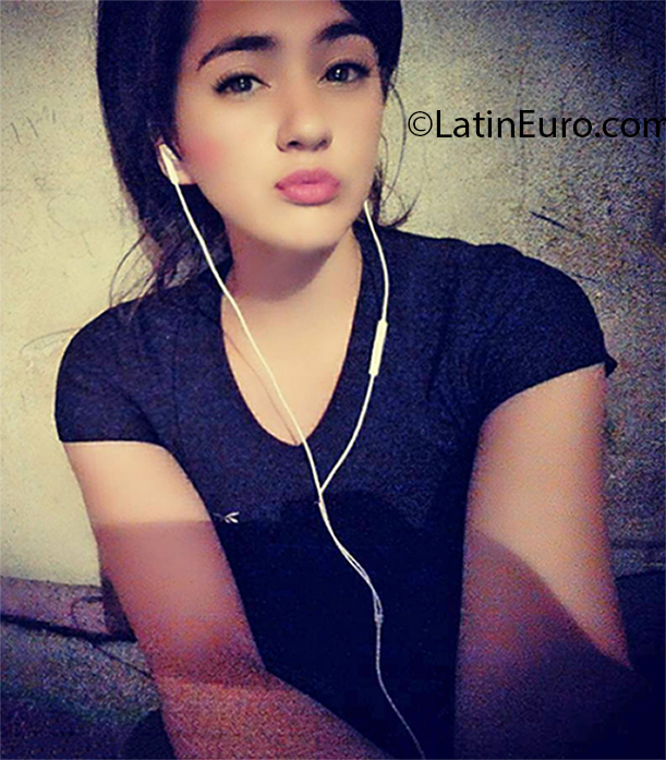 Date this exotic Argentina girl Sofia from Pocito AR318