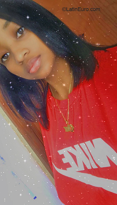 Date this beautiful Dominican Republic girl Ada from San pedro de macoris DO37258