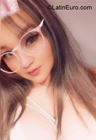 Date this sensual Colombia girl Paola from Bogota CO26707