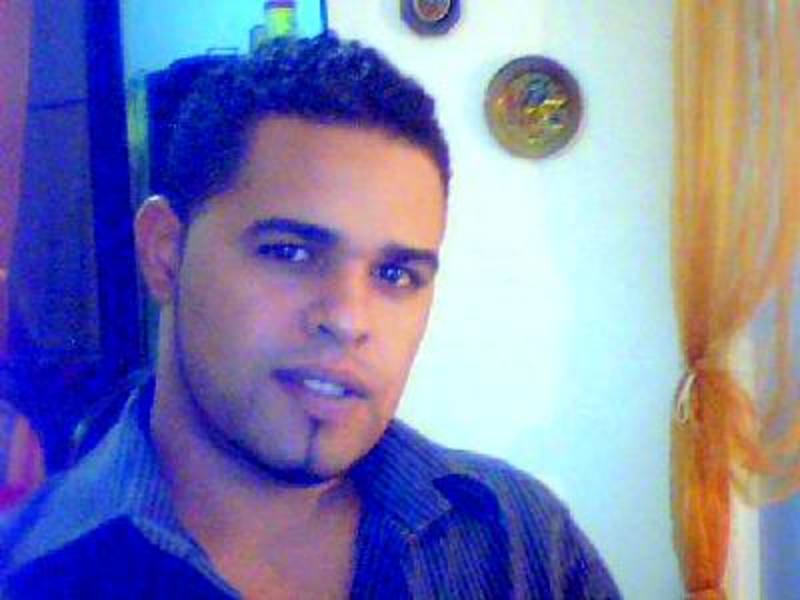 Date this attractive Dominican Republic man CARLOS from La Vega DO37318