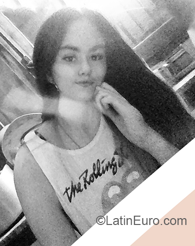 Date this exotic Argentina girl Sol from Mendoza AR340