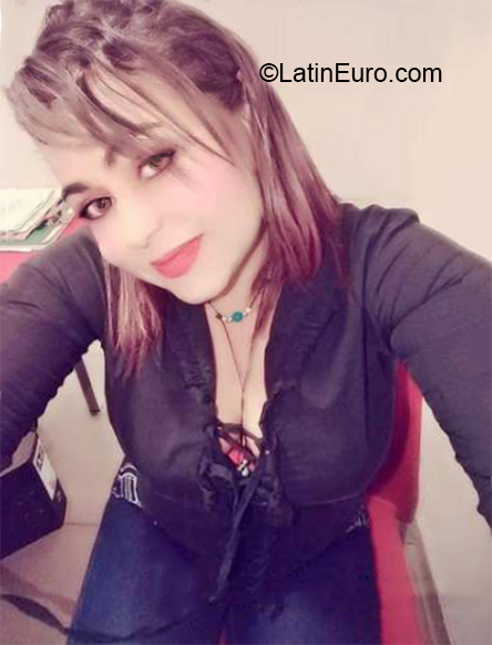 Date this sensual Colombia girl Lucy from Barranquilla CO26763