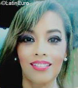 Date this delightful Colombia girl Maria Claudia from Monteria CO26785