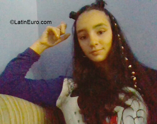 Date this stunning Uruguay girl Lucia from Montevideo UY44