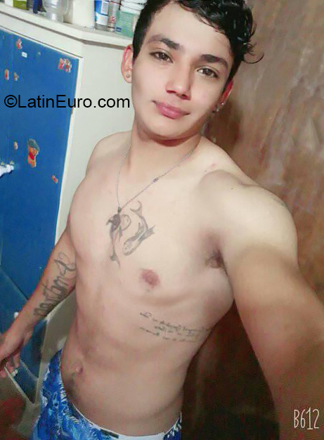 Date this delightful Argentina man Ric from Bariloche AR341