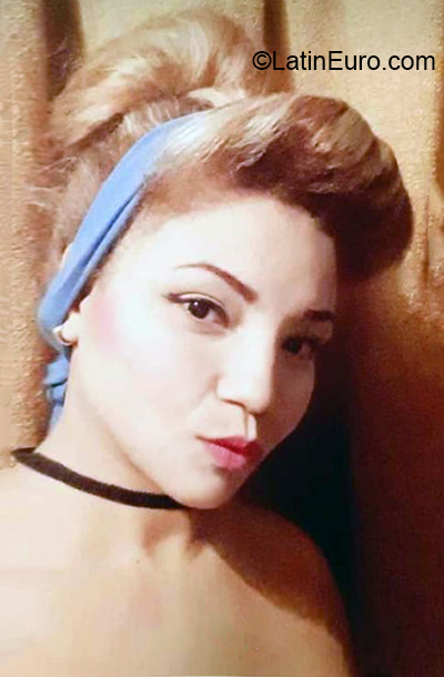 Date this gorgeous Venezuela girl Franyelis from Caracas VE3011