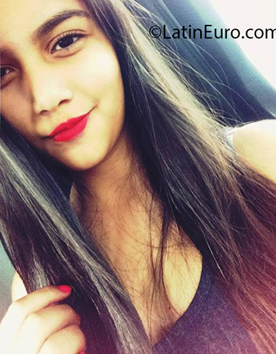 Date this funny Mexico girl Alejandra from Oaxaca MX1787