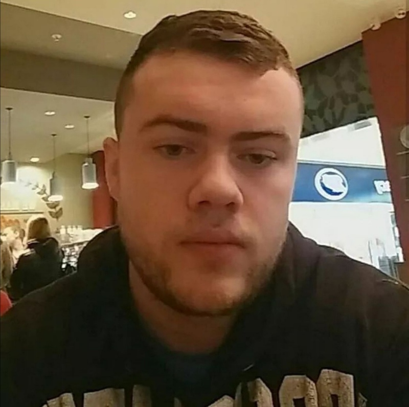 Date this sensual United Kingdom man Aaron from Belfast GB1015