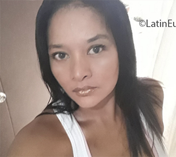 Date this charming Colombia girl Any from Cali CO26965