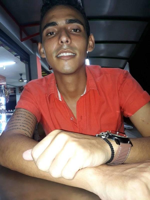 Date this gorgeous Colombia man ENDURIS from San Martín CO27042