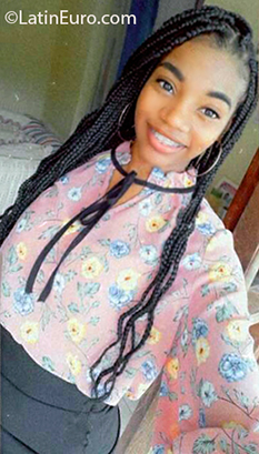 Date this fun Dominican Republic girl Vitali from Santo Domingo DO37772