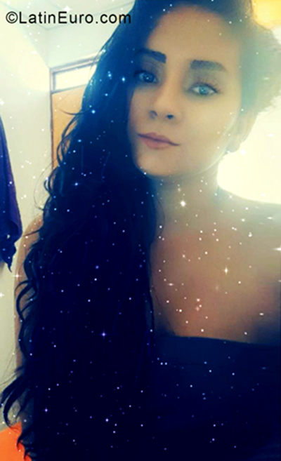 Date this delightful Colombia girl Maira from Neiva CO27121