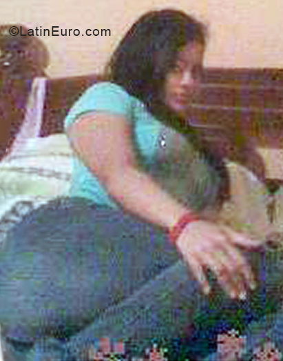 Date this fun Venezuela girl Yutismar from Maturin VE3137