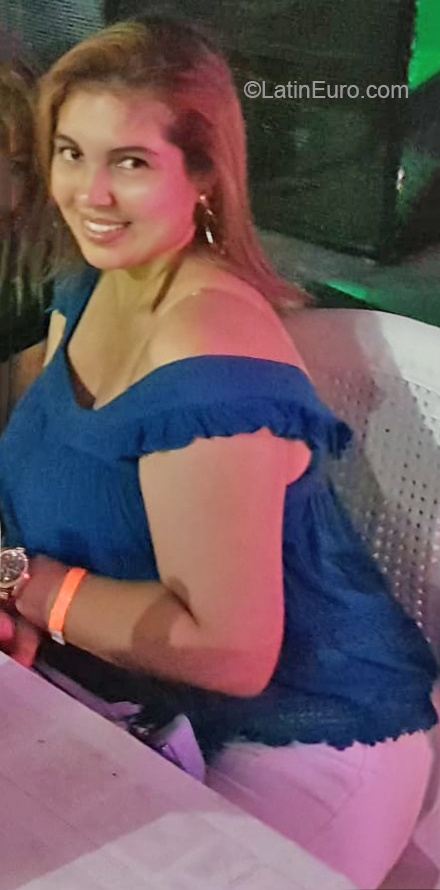 Date this passionate Costa Rica girl Cindy from San Jose CR390