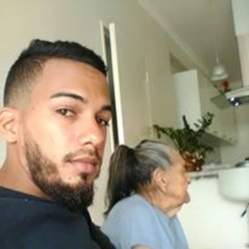 Date this sultry Venezuela man Fabio maestre from Pto Ordaz VE3159