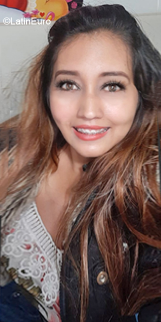 Date this athletic Colombia girl Andrea from Bogota CO27250