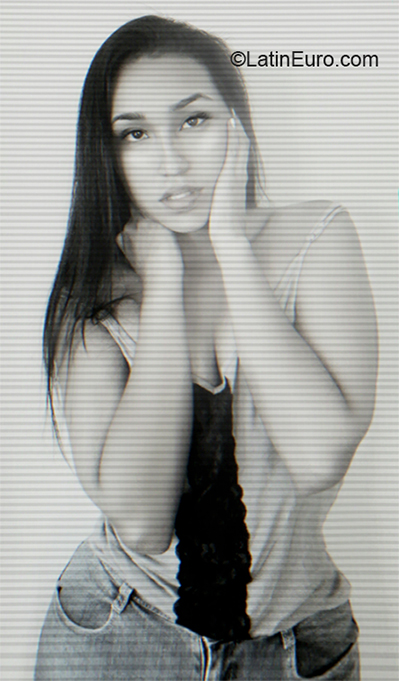 Date this exotic Venezuela girl Andrea from Ciudad Guayana VE3175