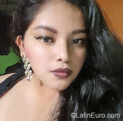 Date this tall Colombia girl DIANA from Colombia CO28893