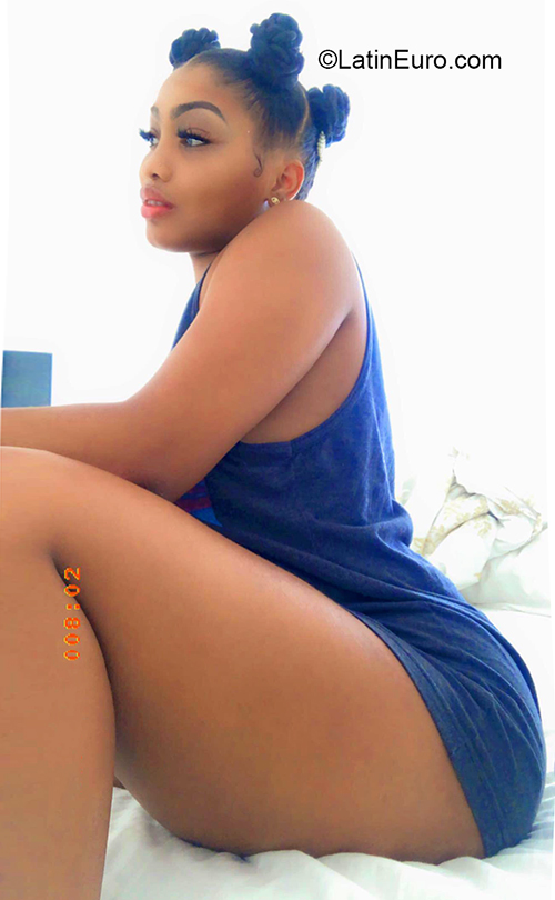 Date this funny Dominican Republic girl Raysa from Santo Domingo DO38104