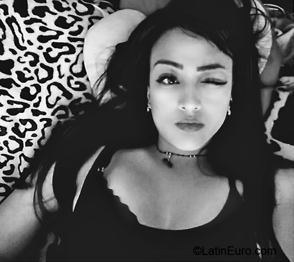 Date this passionate Colombia girl Elizabeth from Medellin CO27357