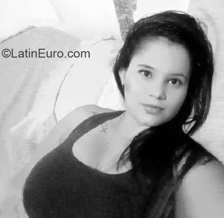 Date this exotic Colombia girl Ana from Bucaramanga CO27382