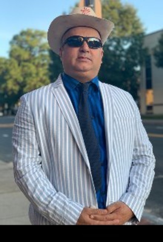 Date this good-looking United States man Bahram from Brighton US20831