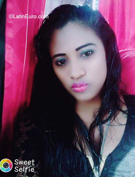 Date this athletic Ecuador girl Katherine from Guayaquil EC526