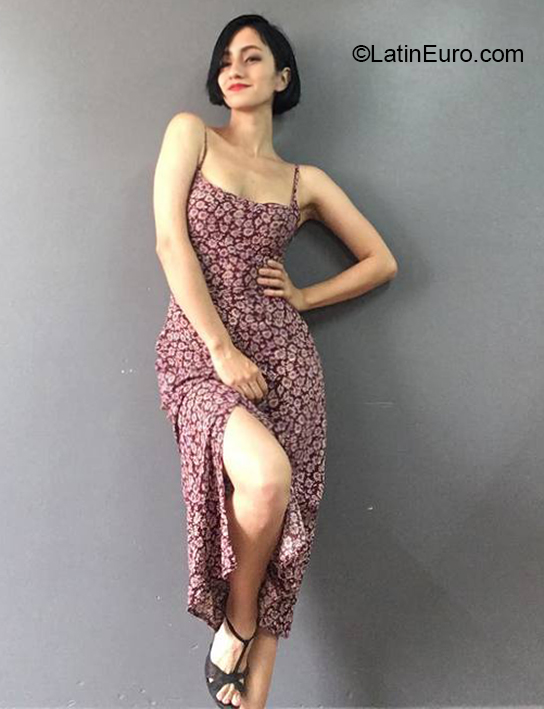 Date this young Mexico girl Lila from Mexico City MX1917